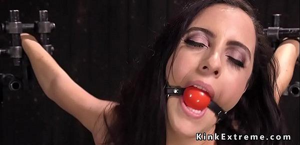  Hairy pussy sun in device bondage fingered